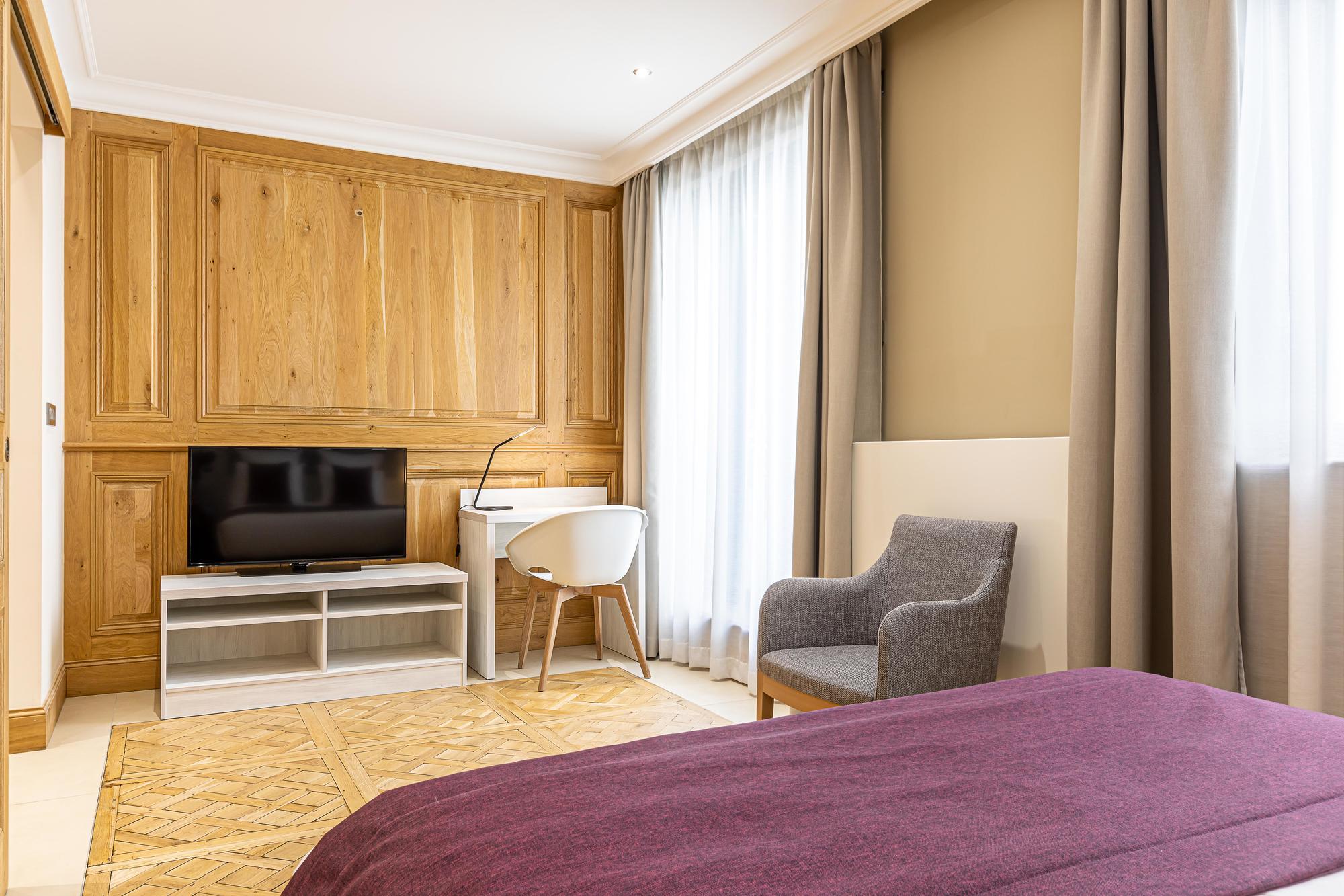 Les Jardins De St Cloud Aparthotel Saint-Cloud Bagian luar foto