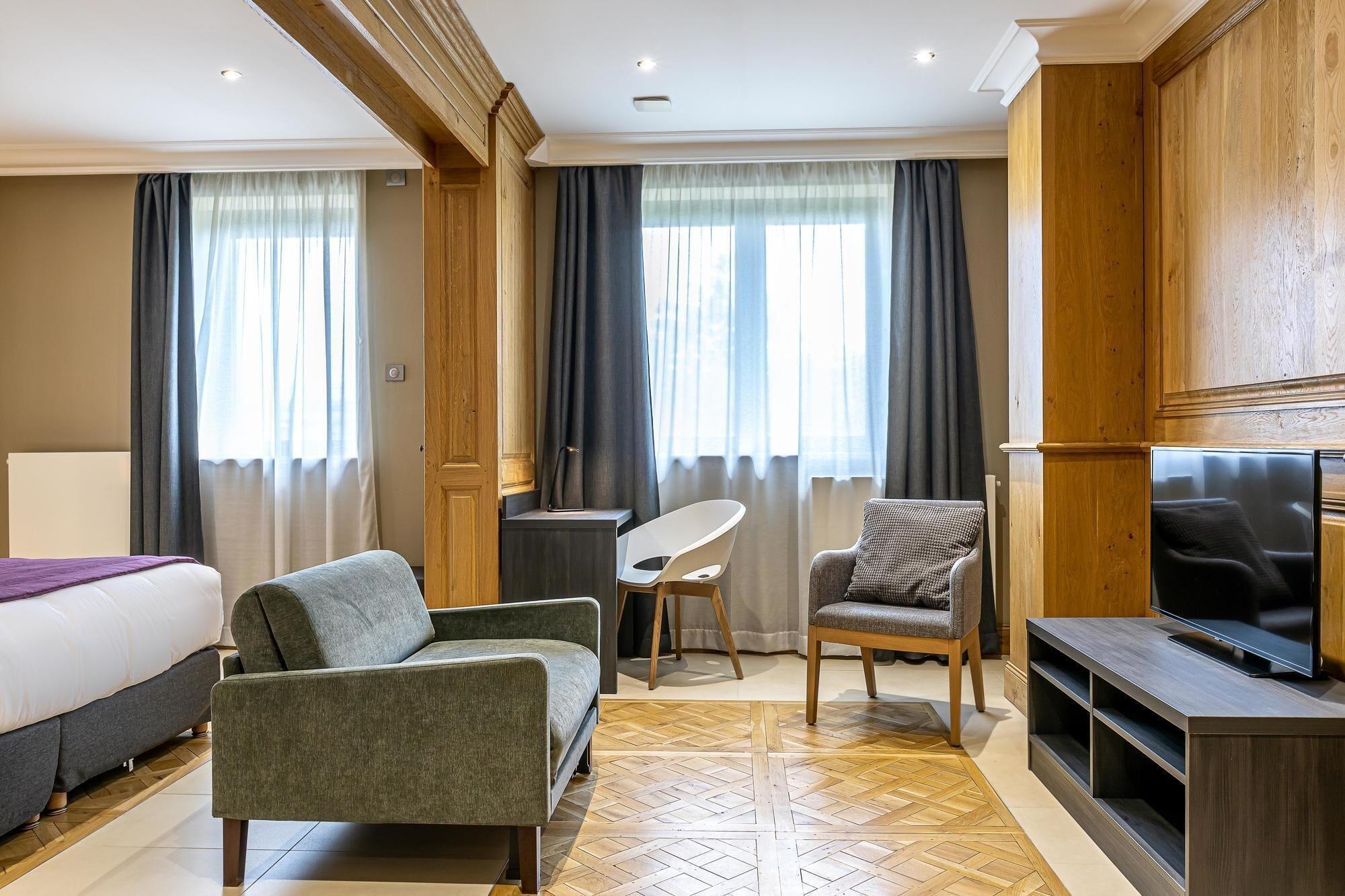 Les Jardins De St Cloud Aparthotel Saint-Cloud Bagian luar foto